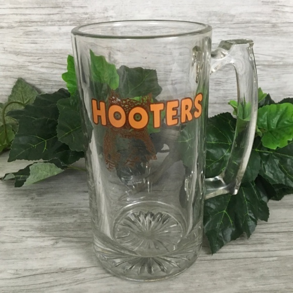 Vintage Hooters Owl Mug Stein Beer Man Cave Glass